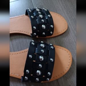 Marc Fisher black pacca sandal genuine leather size 9.5 Superb quality!